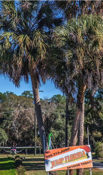 tandem skydive near savannah georgia with a perfect safety record